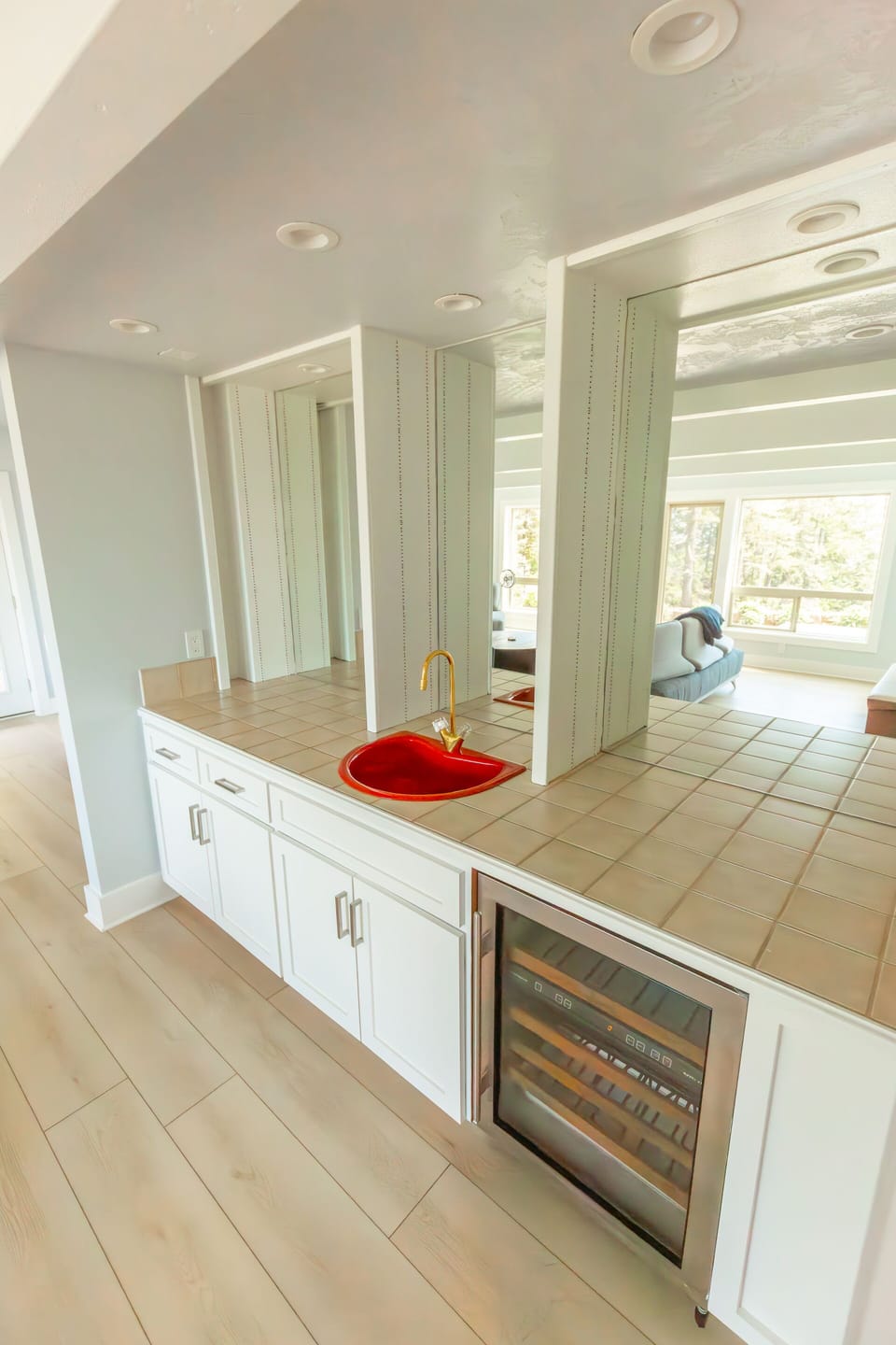 House, Private Bathroom, Ocean View (Mervue Estate) | Interior