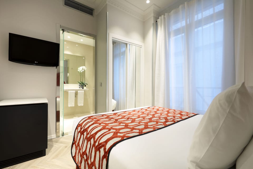 Standard Single Room, 1 Twin Bed | In-room safe, soundproofing, iron/ironing board, free WiFi