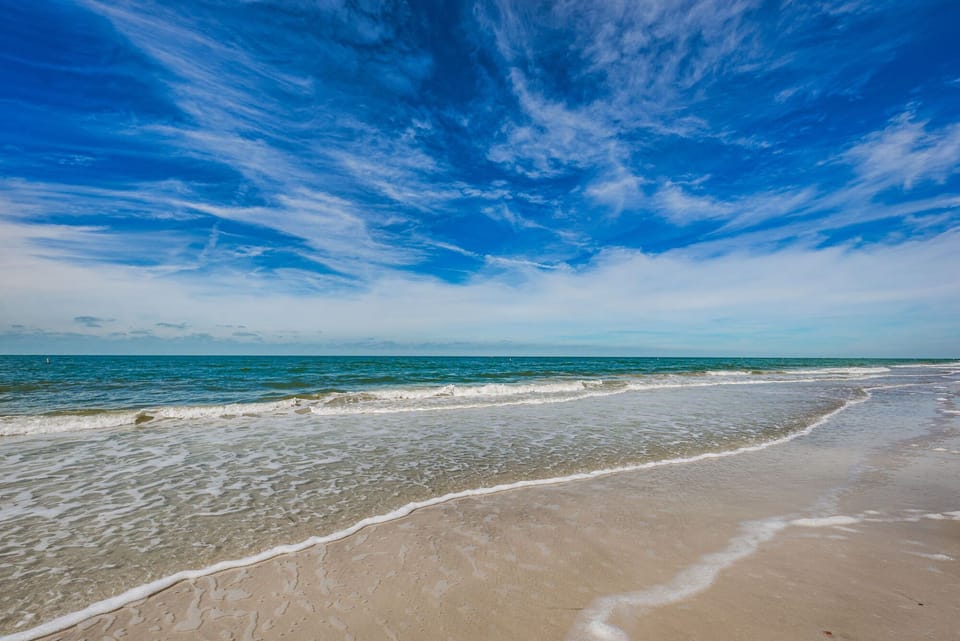 141-web-or-mls-72-Indian20Rocks20Beach2022nd20Ave20Beach