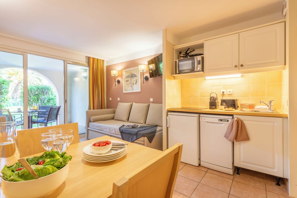 Private kitchenette