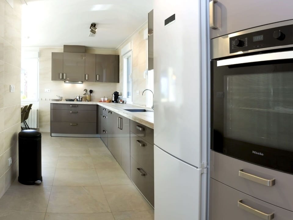 Cabinetry, Property, Furniture, Countertop, Building, Kitchen Appliance, Sink, Kitchen, Home Appliance, Kitchen Stove