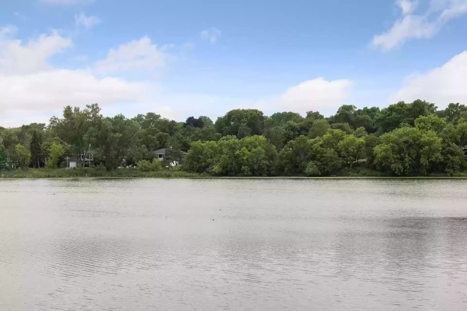 Lake at walking distance