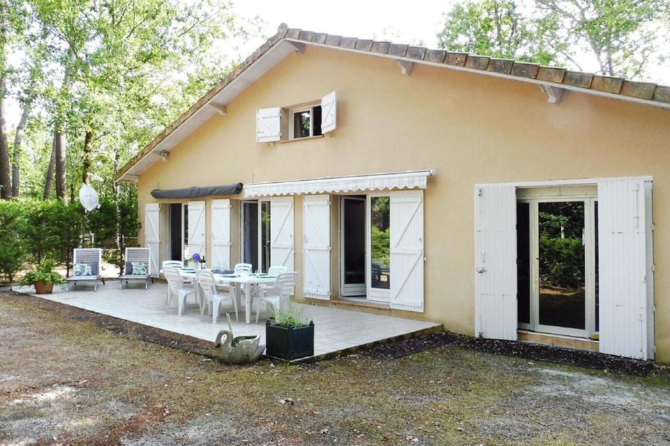 Holiday Home Exterior [summer]
