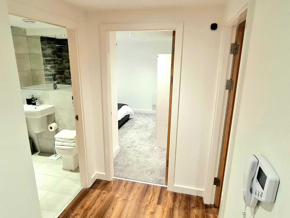 1-bedroom Aprt in Salford- Freeparking- Sleeps3 Apartment in Salford