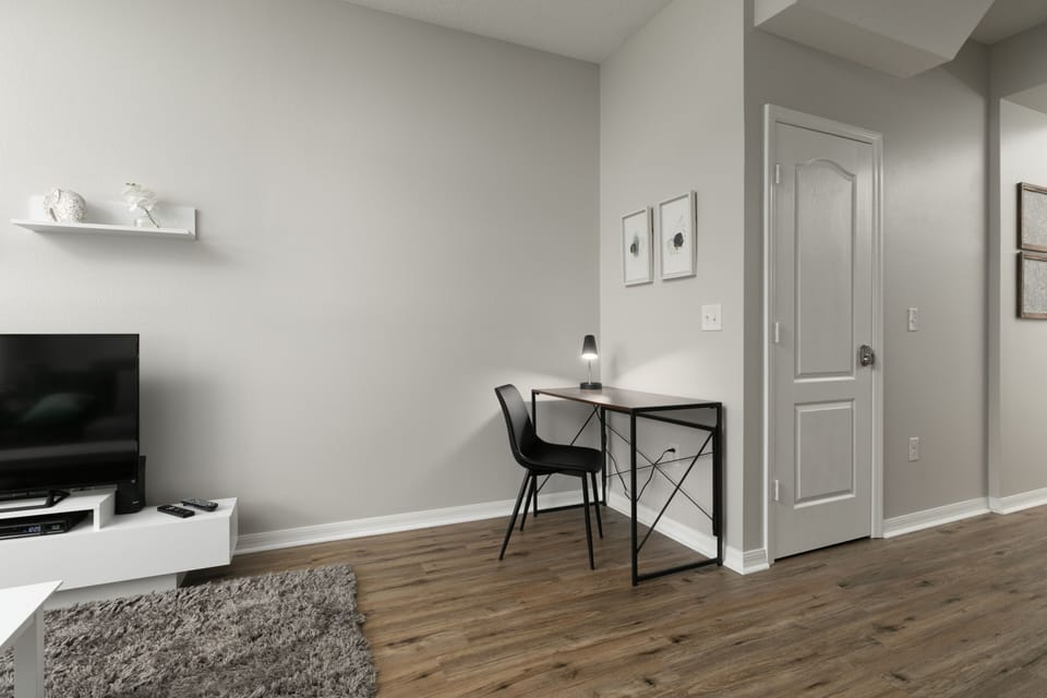 Our charming living room desk is ideal for work or browsing the internet.