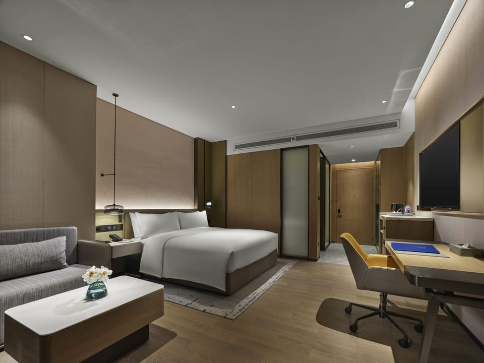 Minibar, in-room safe, desk, soundproofing