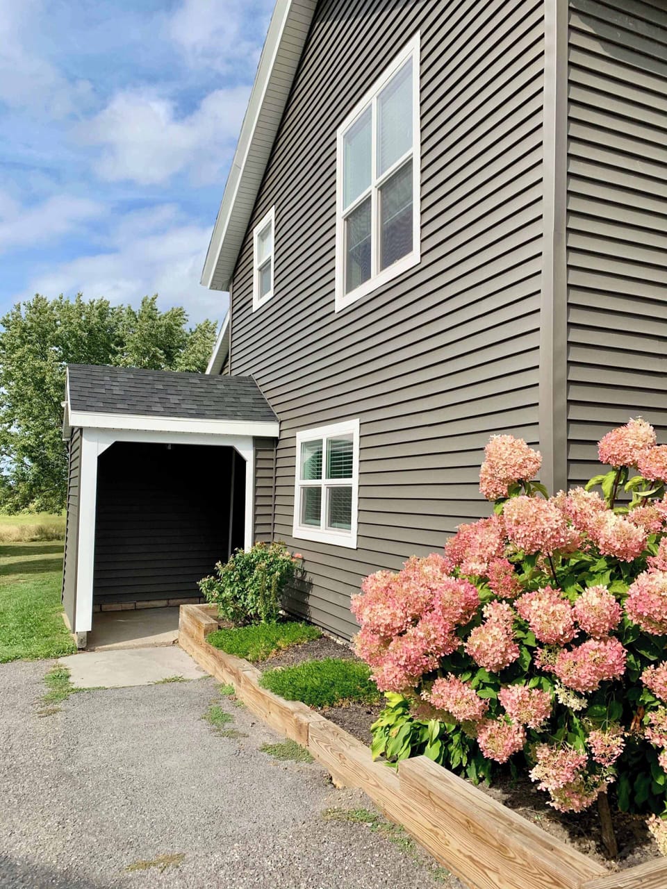 Main Entry/Breezeway
