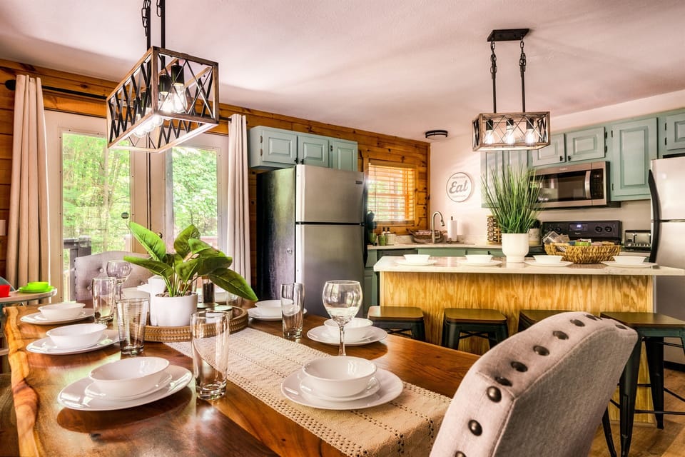 Spacious and inviting table to share meals, games, or just share great stories and memories.