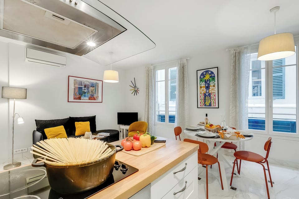 Kitchen and dining area