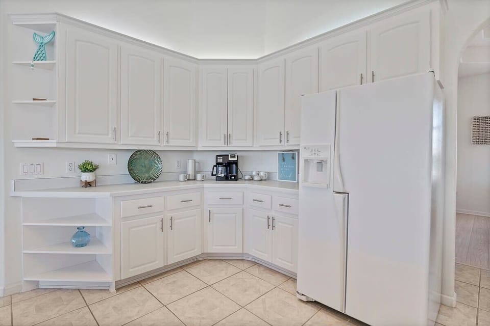 Fully stocked kitchen