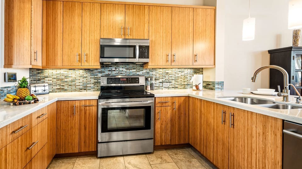 Updated and fully equipped kitchen