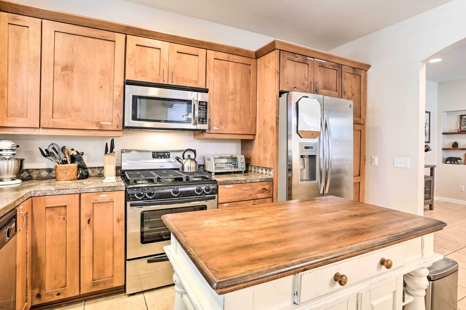 Kitchen | Mixer | Tea Kettle