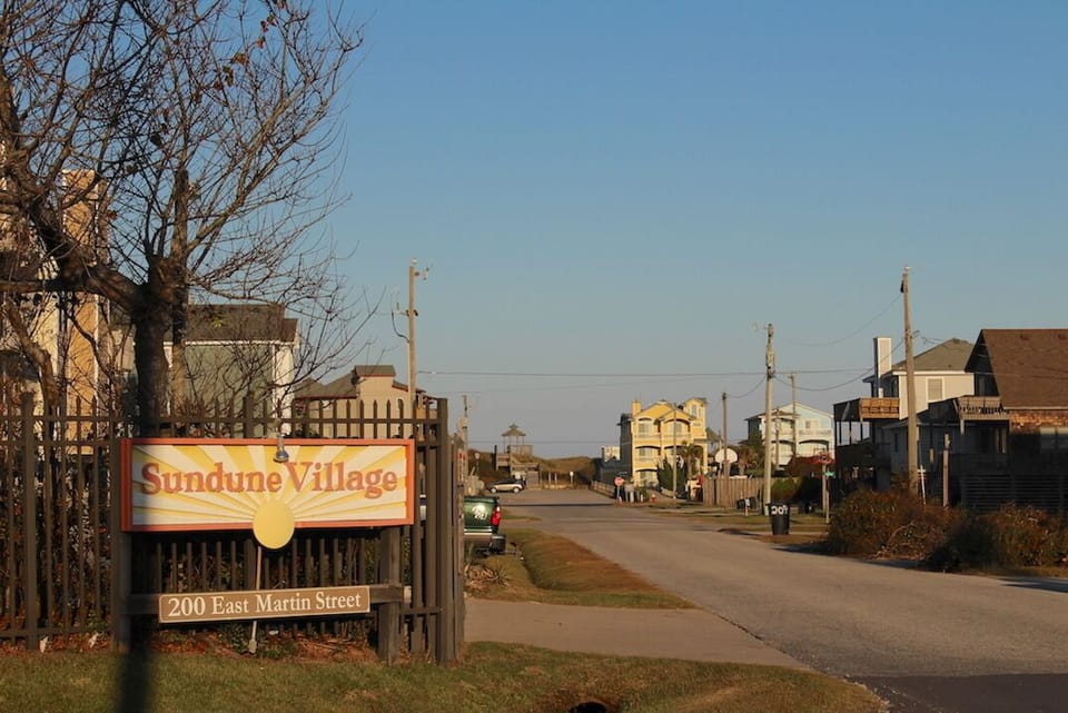 Welcome to Sundune Village!