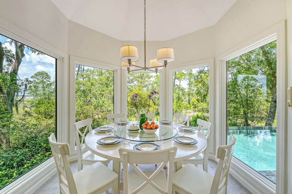 breakfast nook