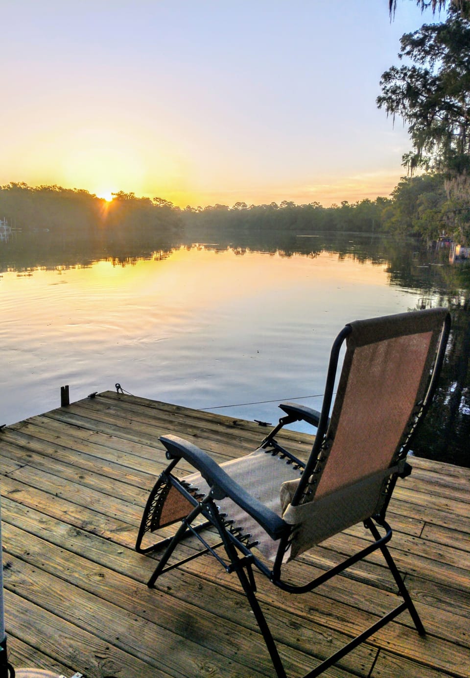  Summer sunrise across the river