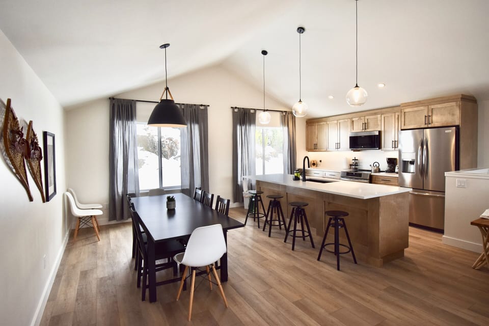 Kitchen and dining 