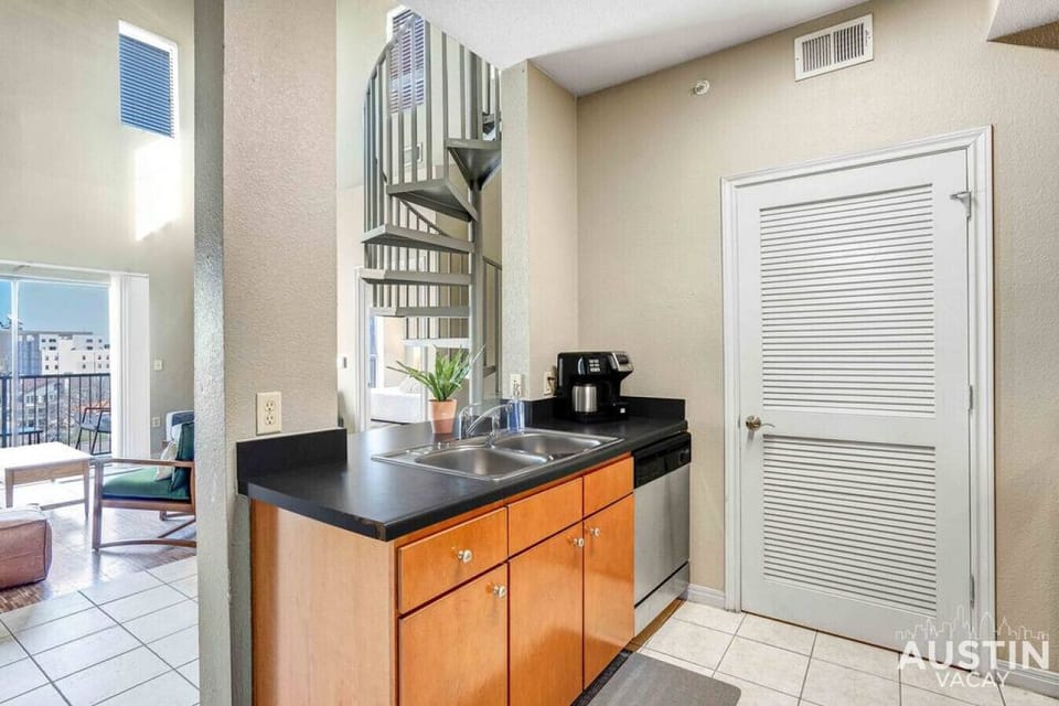 Fully equipped kitchen with all the essentials