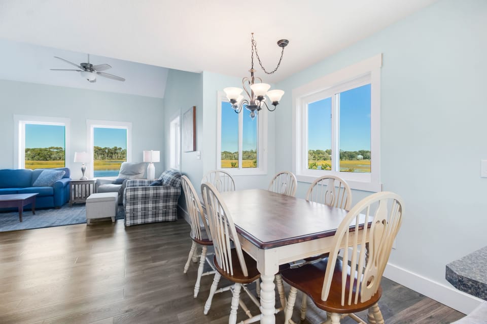 Dining table comfortably seats 6.