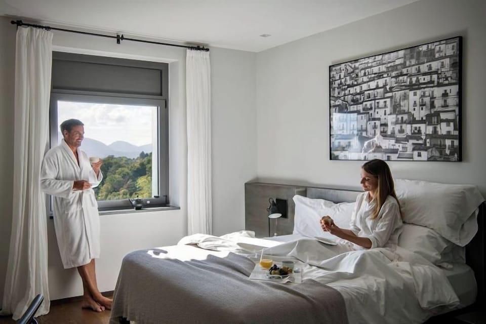 Junior Room | Egyptian cotton sheets, premium bedding, down comforters