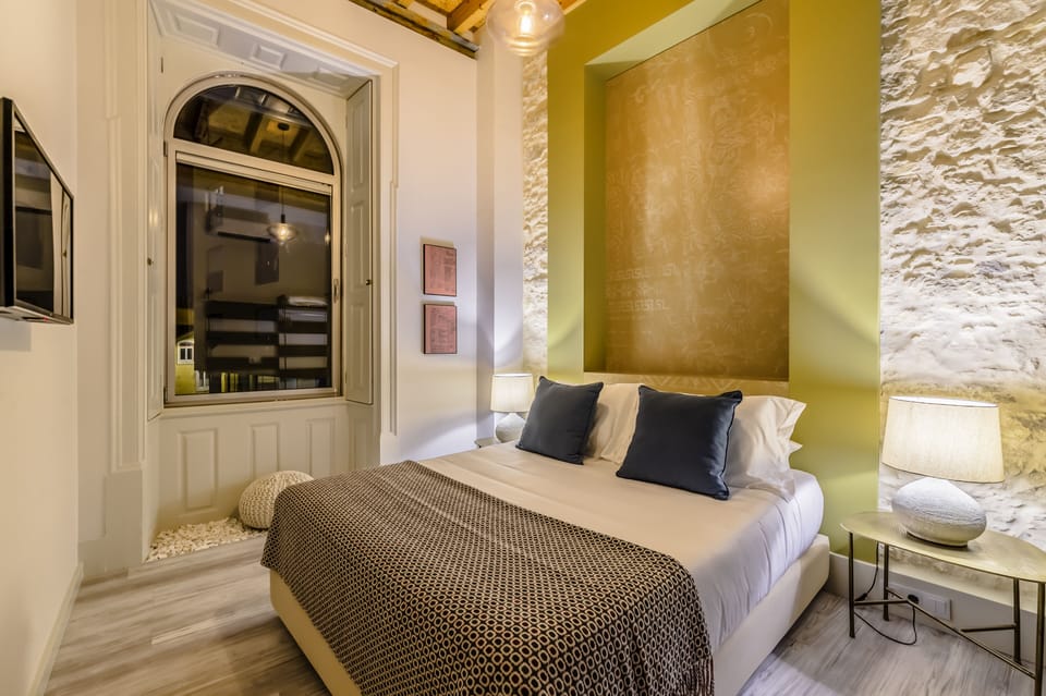 Premium bedding, soundproofing, travel crib, free WiFi
