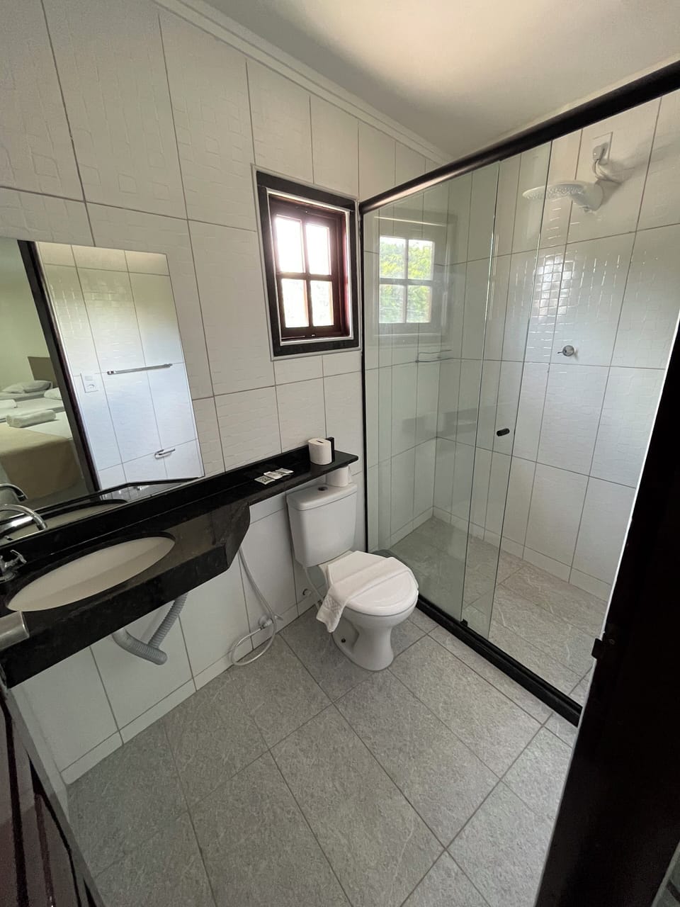 Classic Quadruple Room | Bathroom | Shower, free toiletries, hair dryer, towels