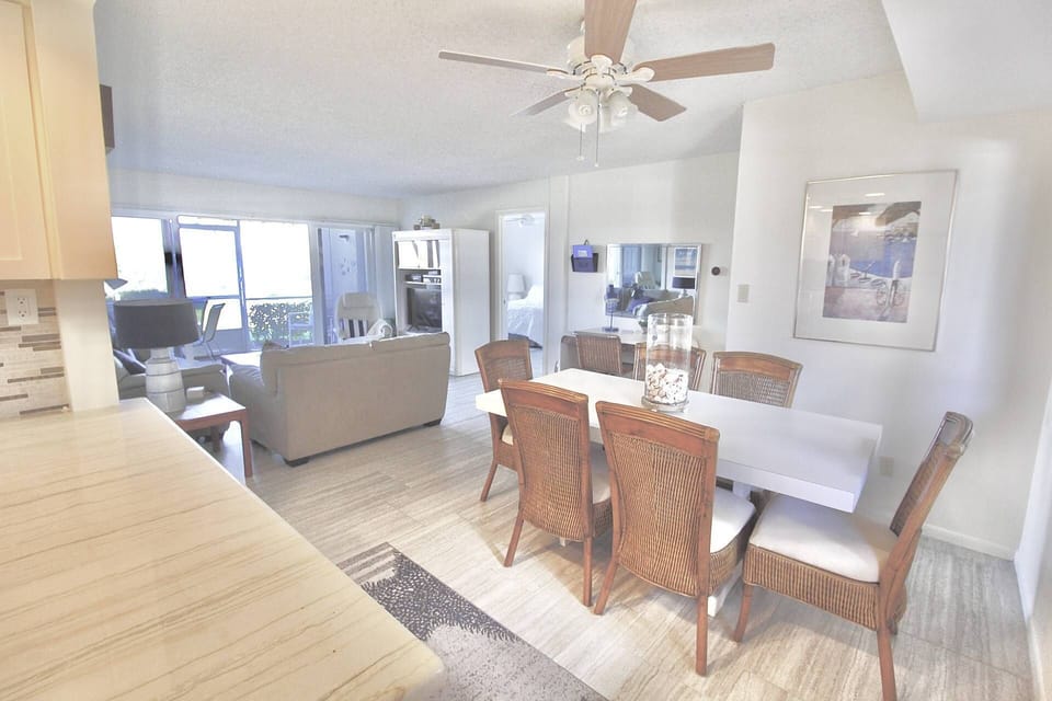 Oceanside sunlight fills the spacious open floor plan.