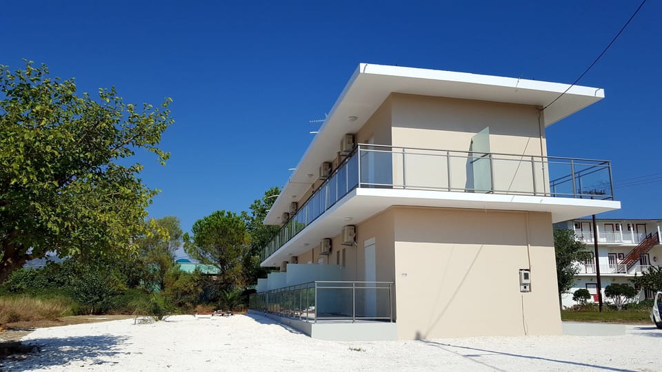Room, 1 Bedroom, Balcony, Garden View | Balcony
