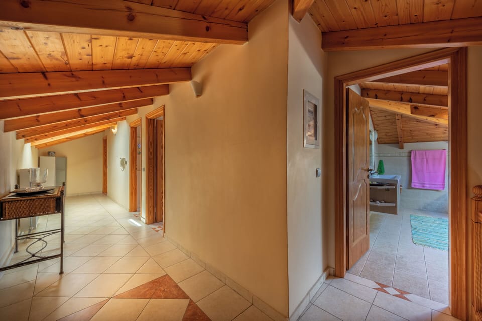 Apartment, 3 Bedrooms, Smoking, Balcony | Interior