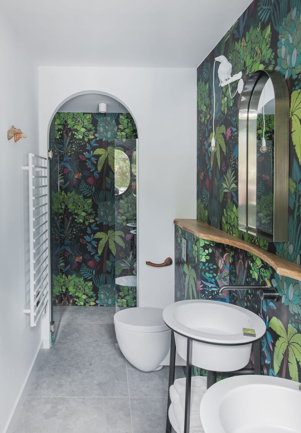 Double Room, Balcony, Sea View | Bathroom | Shower, hydromassage showerhead, designer toiletries, hair dryer