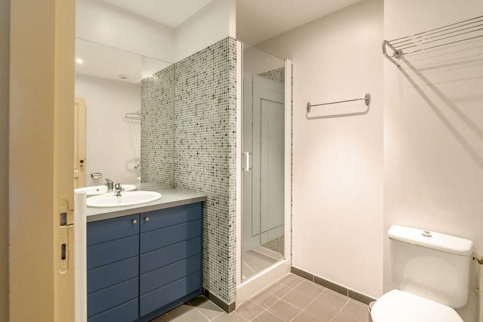 Comfort House, Mobility Accessible | Bathroom | Shower