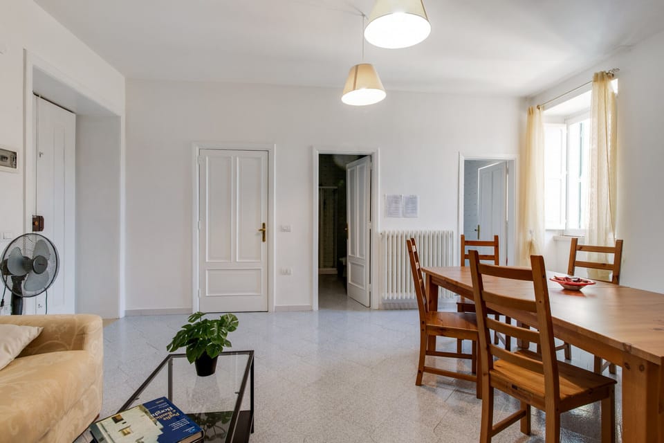 living room A due passi dal ponte - Affitti Brevi Italia