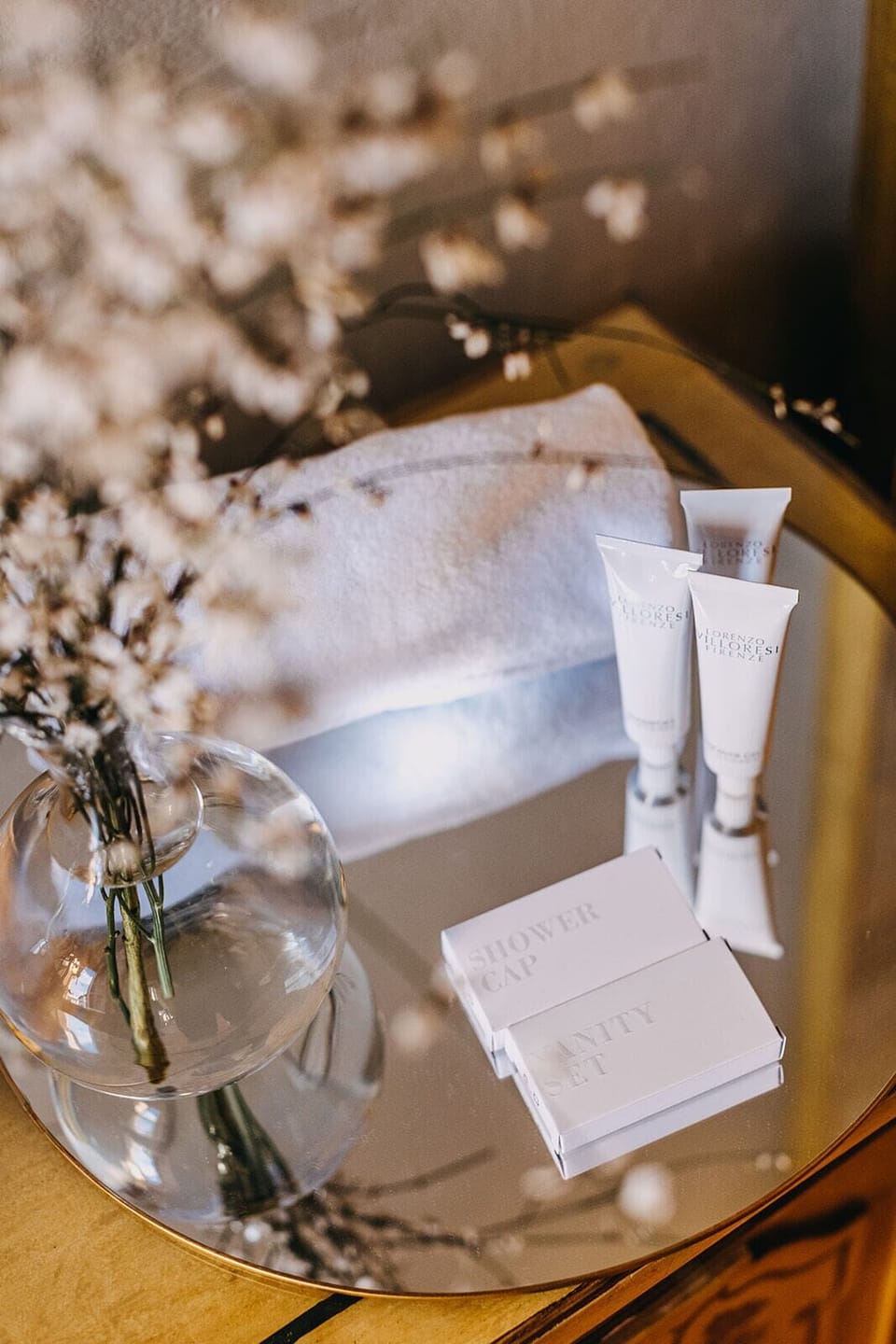 Traditional Suite | Bathroom | Designer toiletries, hair dryer, slippers, bidet