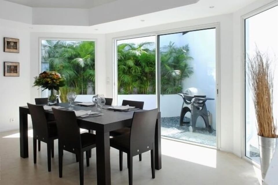 Living & Dining Areas