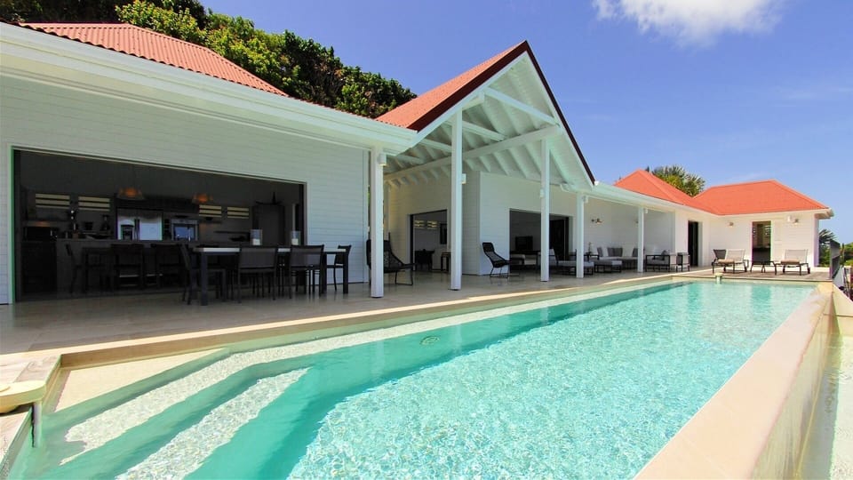 Pool & Terrace