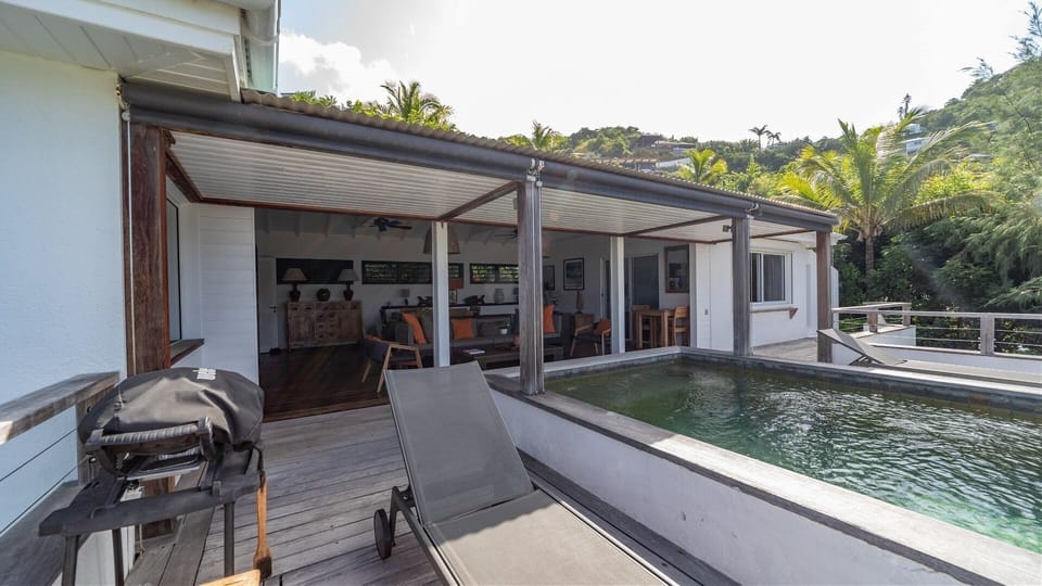 Pool & Terrace