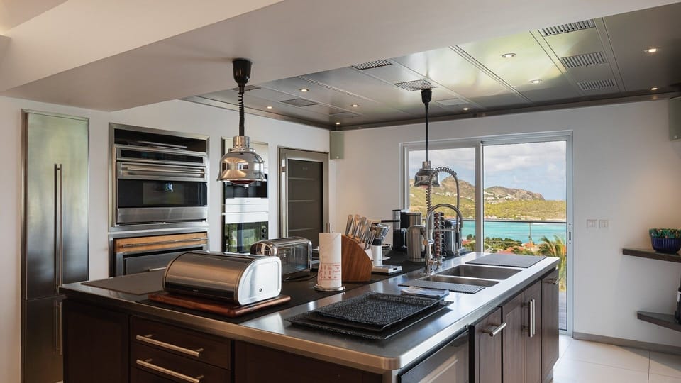 Kitchen & Dining Area: Fully equipped air-conditioned professional kitchen, with electric oven, stea