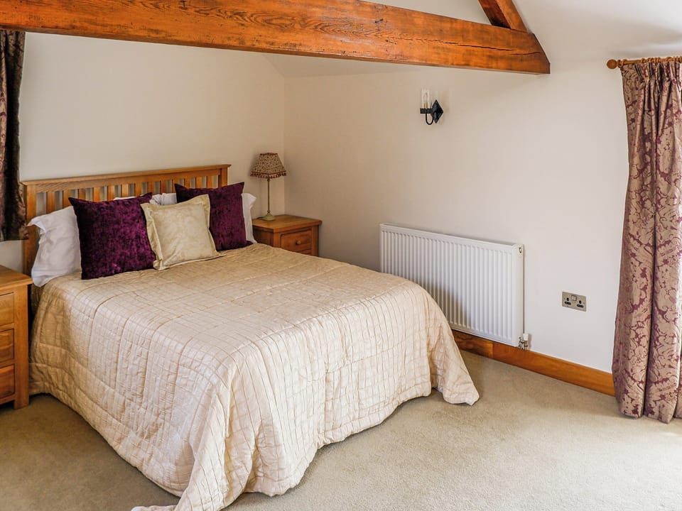 Double bedroom | The Milking Parlour, Anslow, near Burton upon Trent