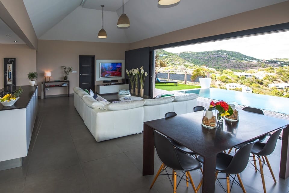 Living & Dining Areas