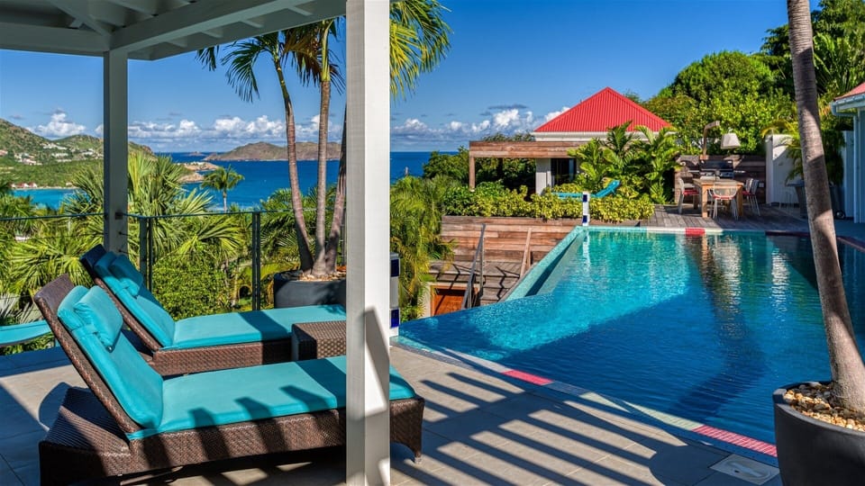 Pool & Terrace