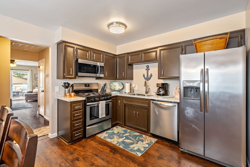 Kitchen has chef grade appliances.