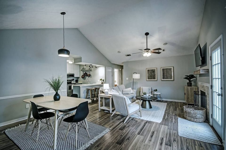 The open area when you walk in the front door. 