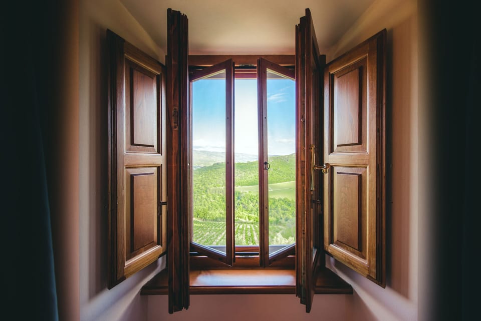 Junior Suite | In-room safe, soundproofing, WiFi (free), individually furnished