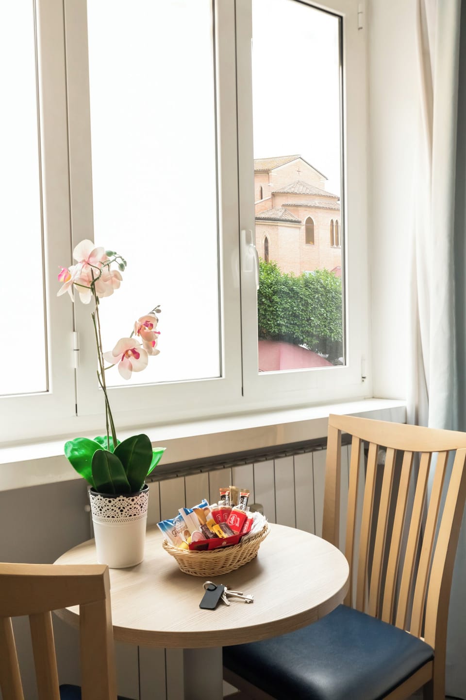 Triple Room | Minibar, in-room safe, desk, WiFi (free)