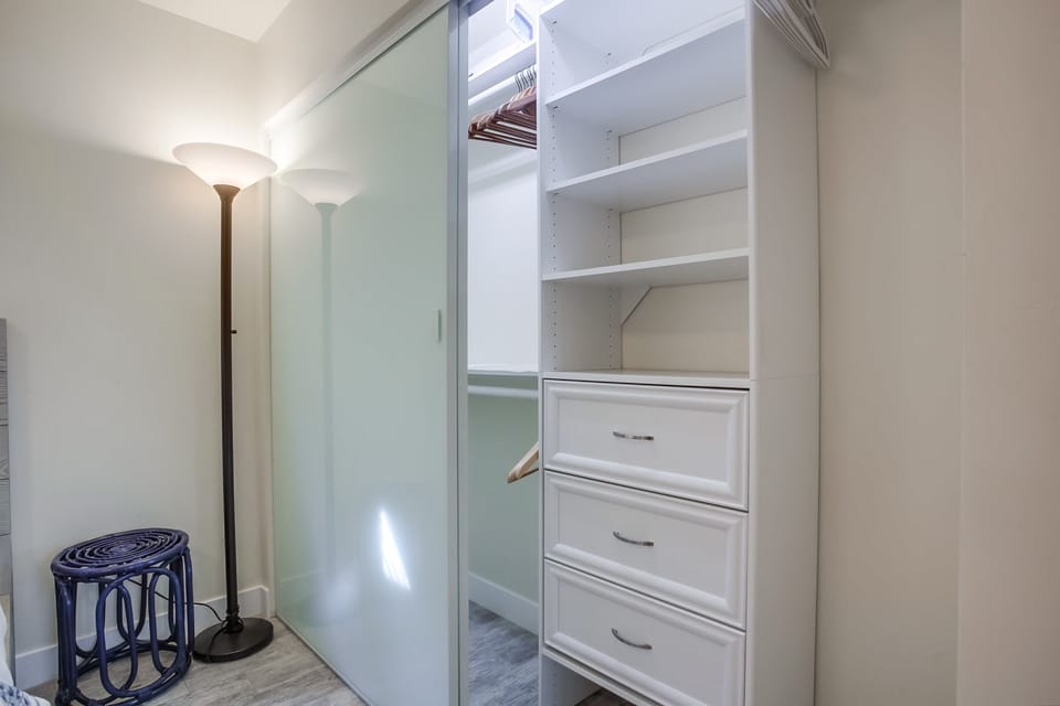 Master closet shelving