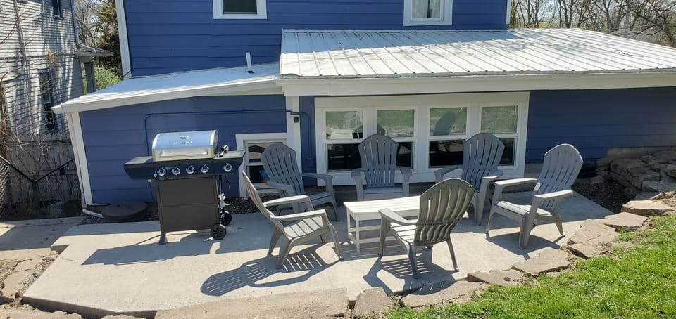 Patio with gill