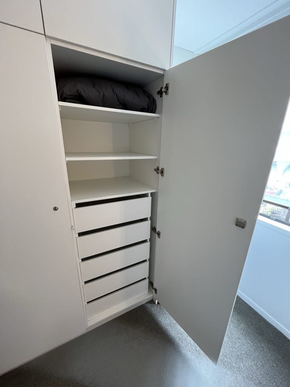 master room wardrobe