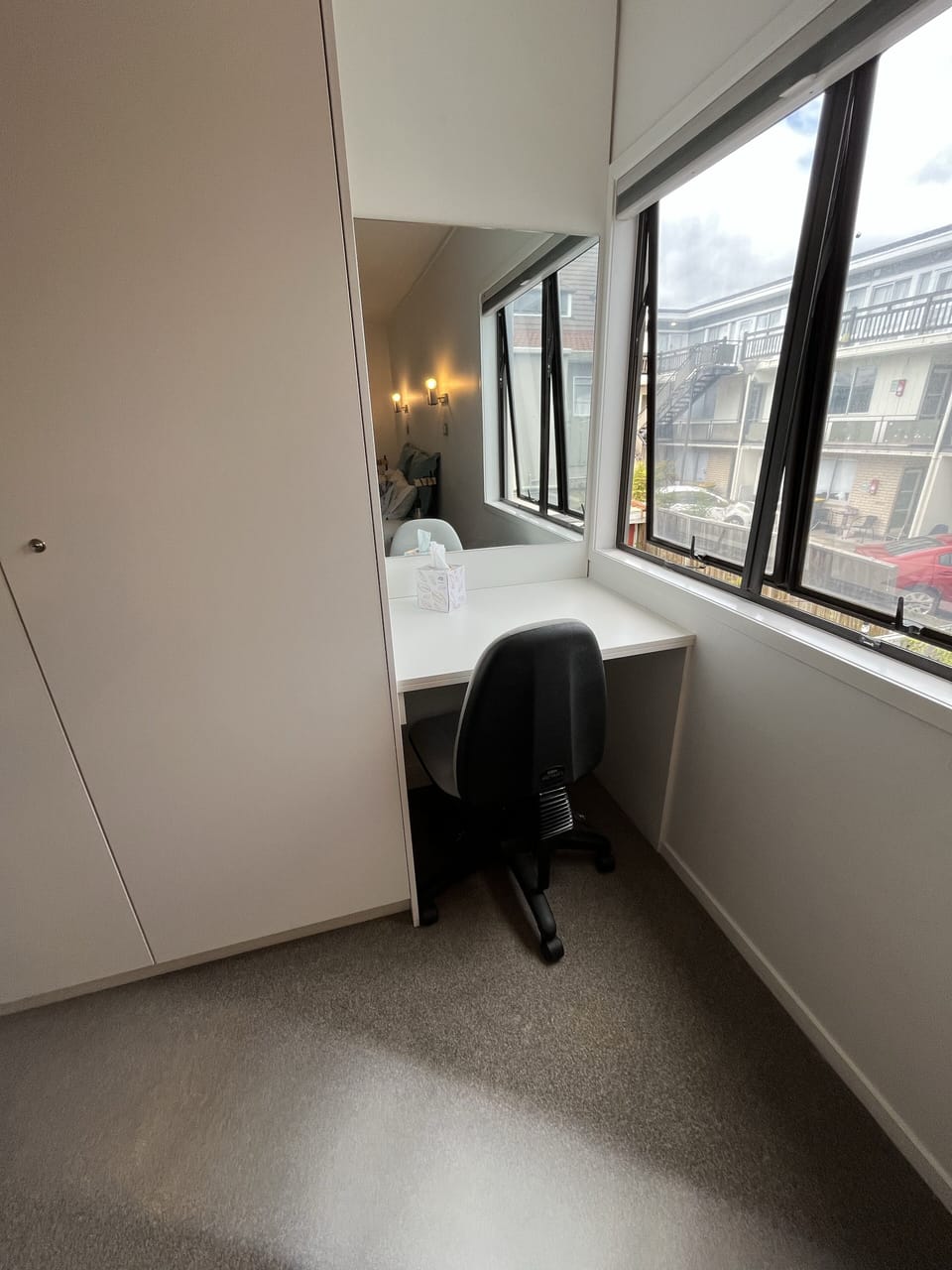 office nook in master bedroom