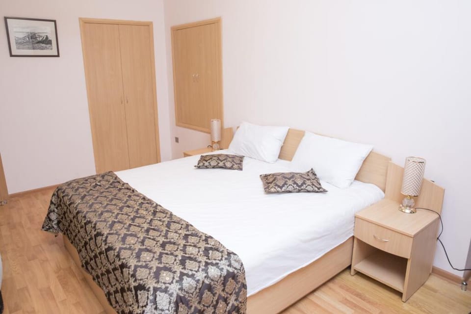 Standard Room | Bed sheets