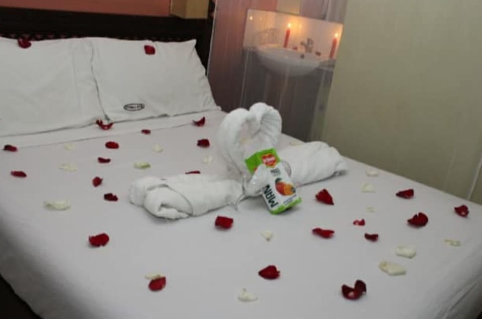 Standard Room | Bed sheets