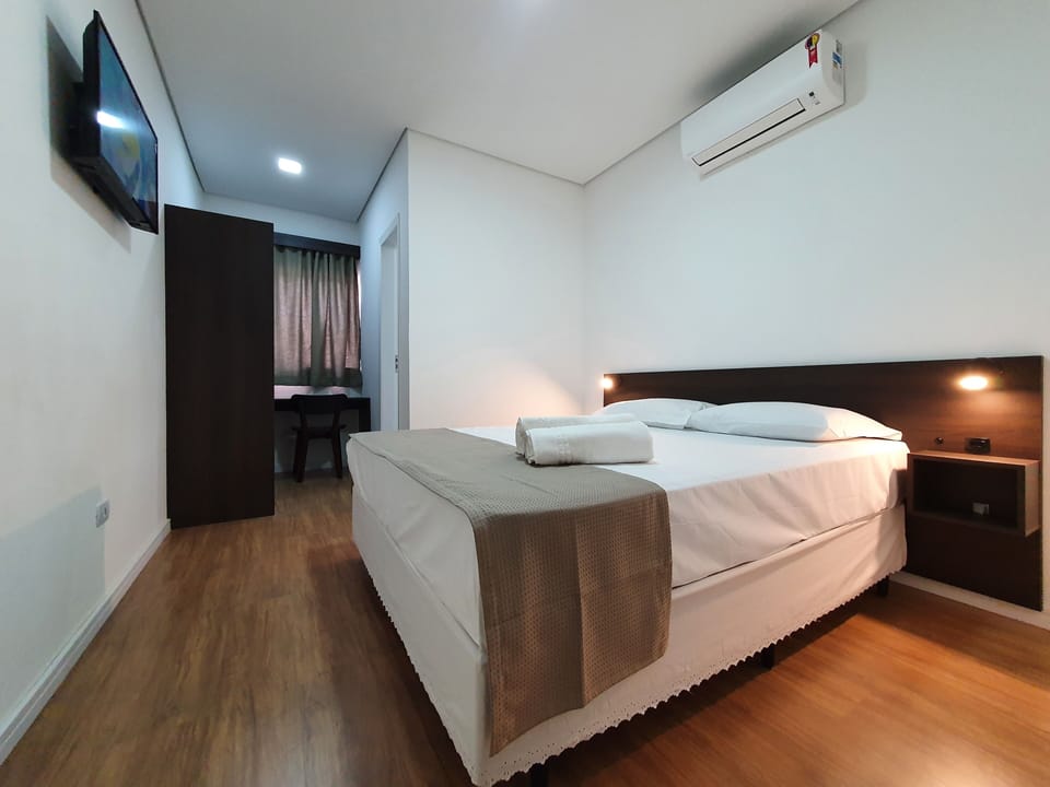 Standard Double Room | Desk, free WiFi, bed sheets